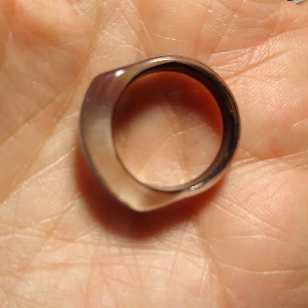 Resin Hang-Ten Ring